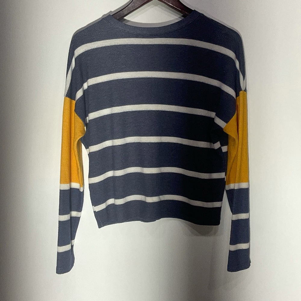 SELF E sweater, size XS